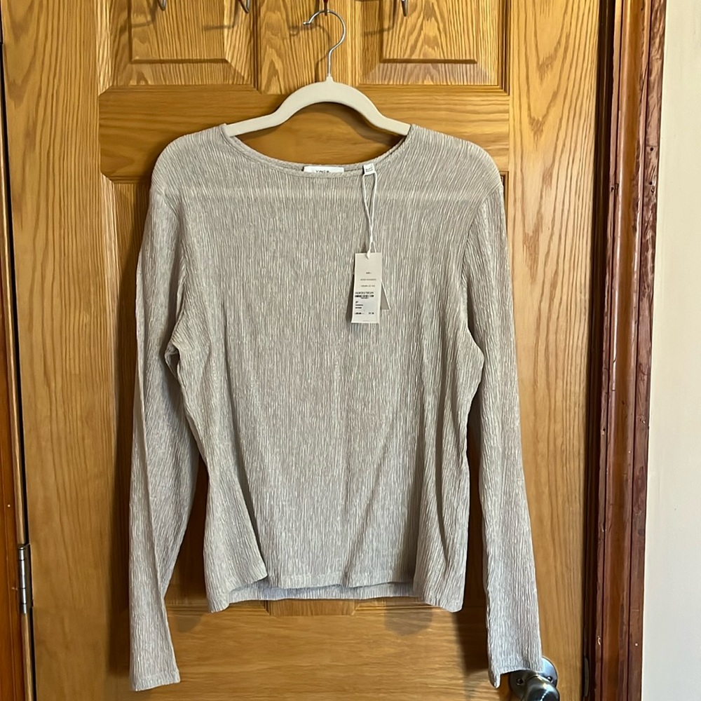 Vince textured long sleeve top size large, Hayseed color, nwt